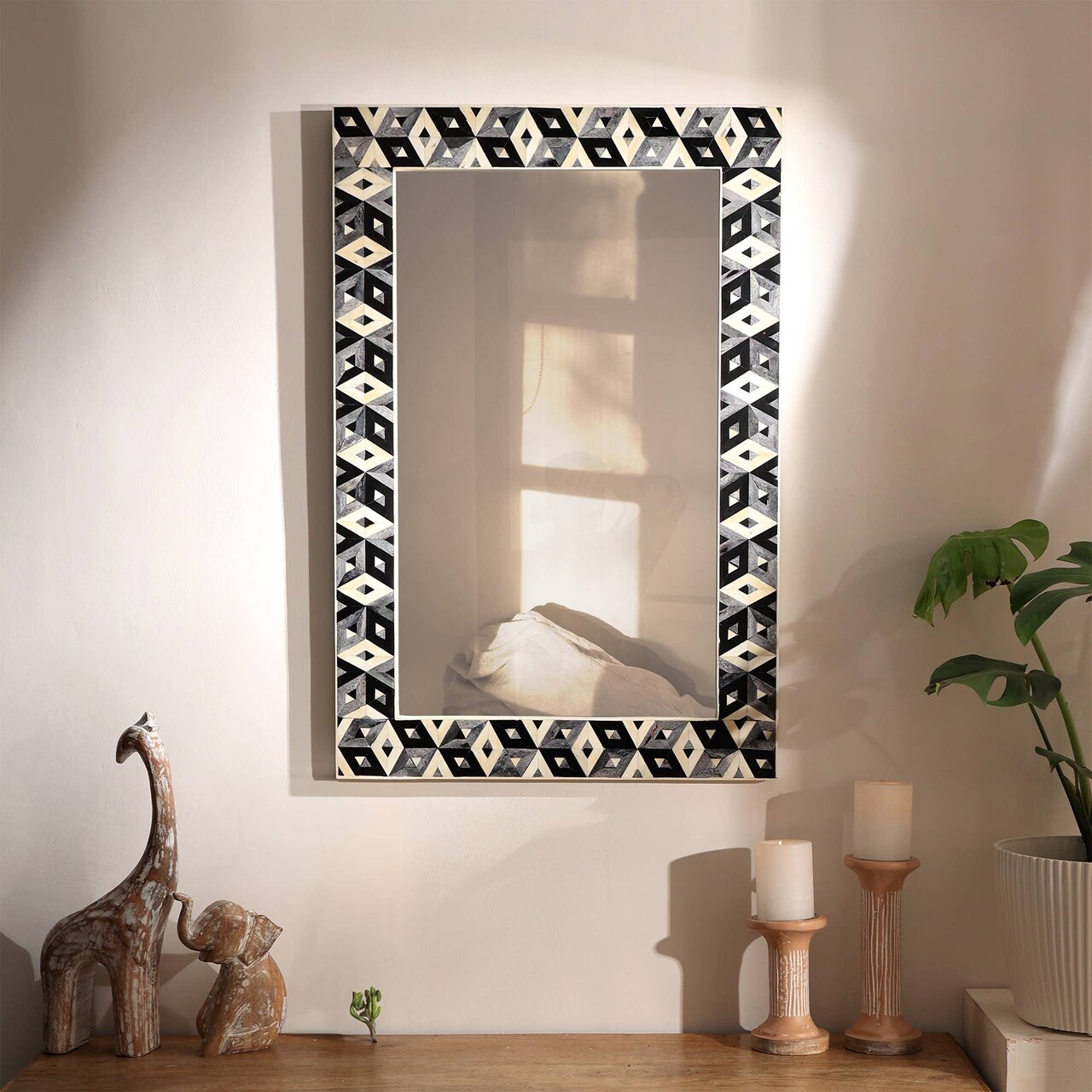 Decorative Wall Mirror with Frame – Stylish Home & Bathroom Accent Mirror